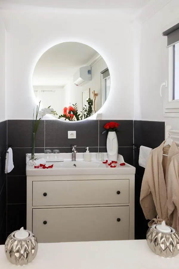 Apartment Casa Amor & Spa, Appartement Suite Jacuzzi & Piscine Chauffee Montfort-sur-Argens France